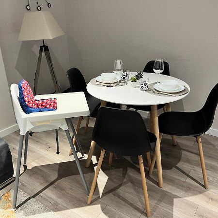 Cosy Living Apartment Юнанг Екстериор снимка
