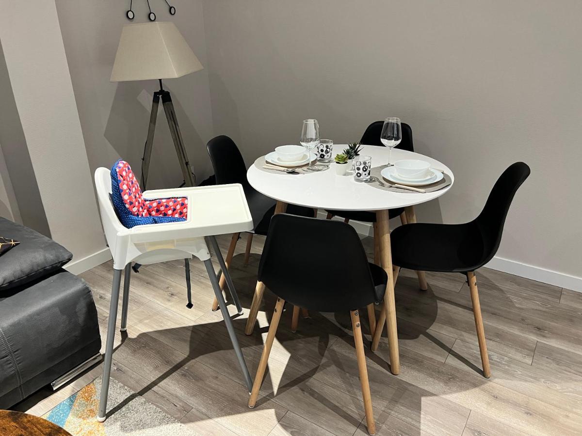 Cosy Living Apartment Юнанг Екстериор снимка